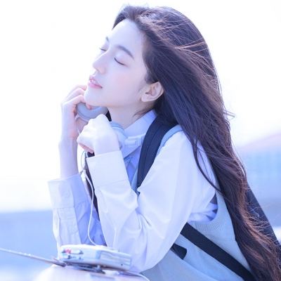 伊朗开始对部分通过霍尔木兹海峡的船只收取过境费以保障安全通行